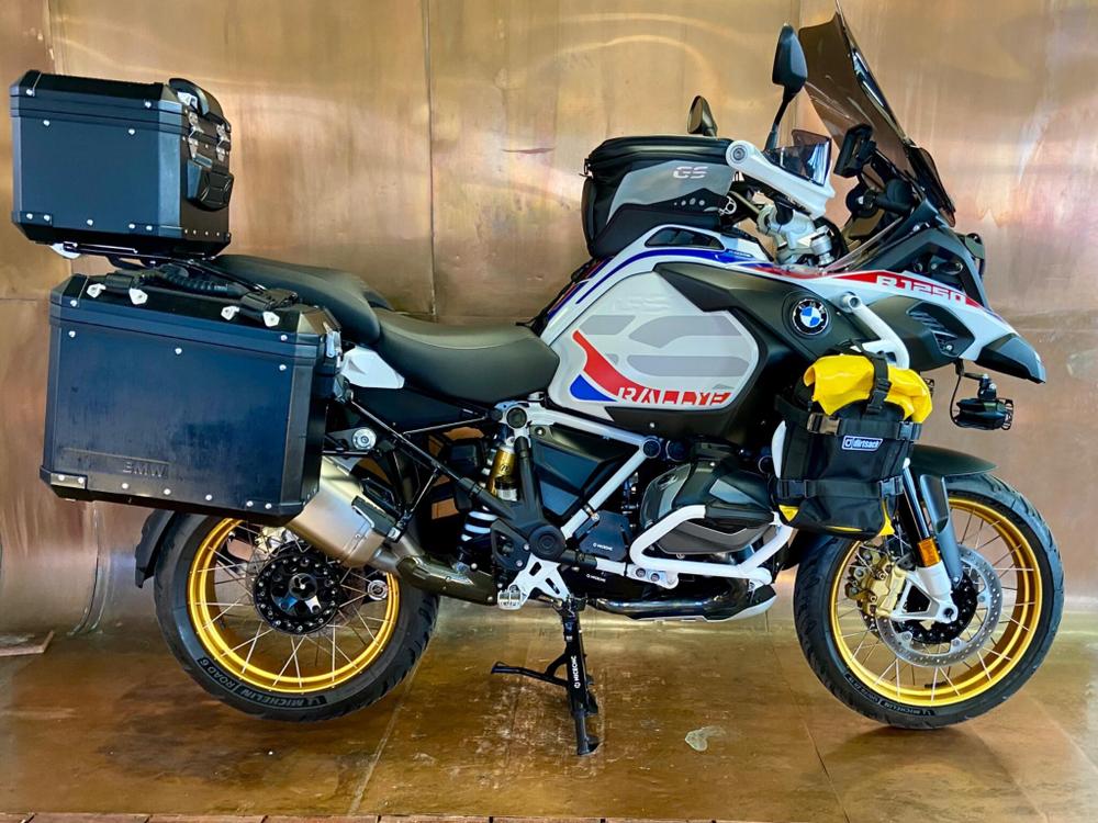 BMW R 1250 GS Adventure Photo at-4c7aeacf532e41c28164bb70b2a217e0.jpg