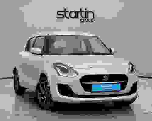 Suzuki Swift 1.2 Dualjet MHEV SZ-L Euro 6 (s/s) 5dr White at Startin Group