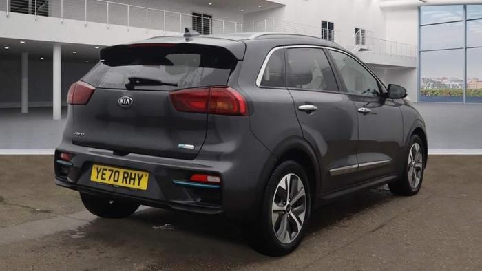 Kia e-Niro 64 kWh 4 in Graphite £16,250