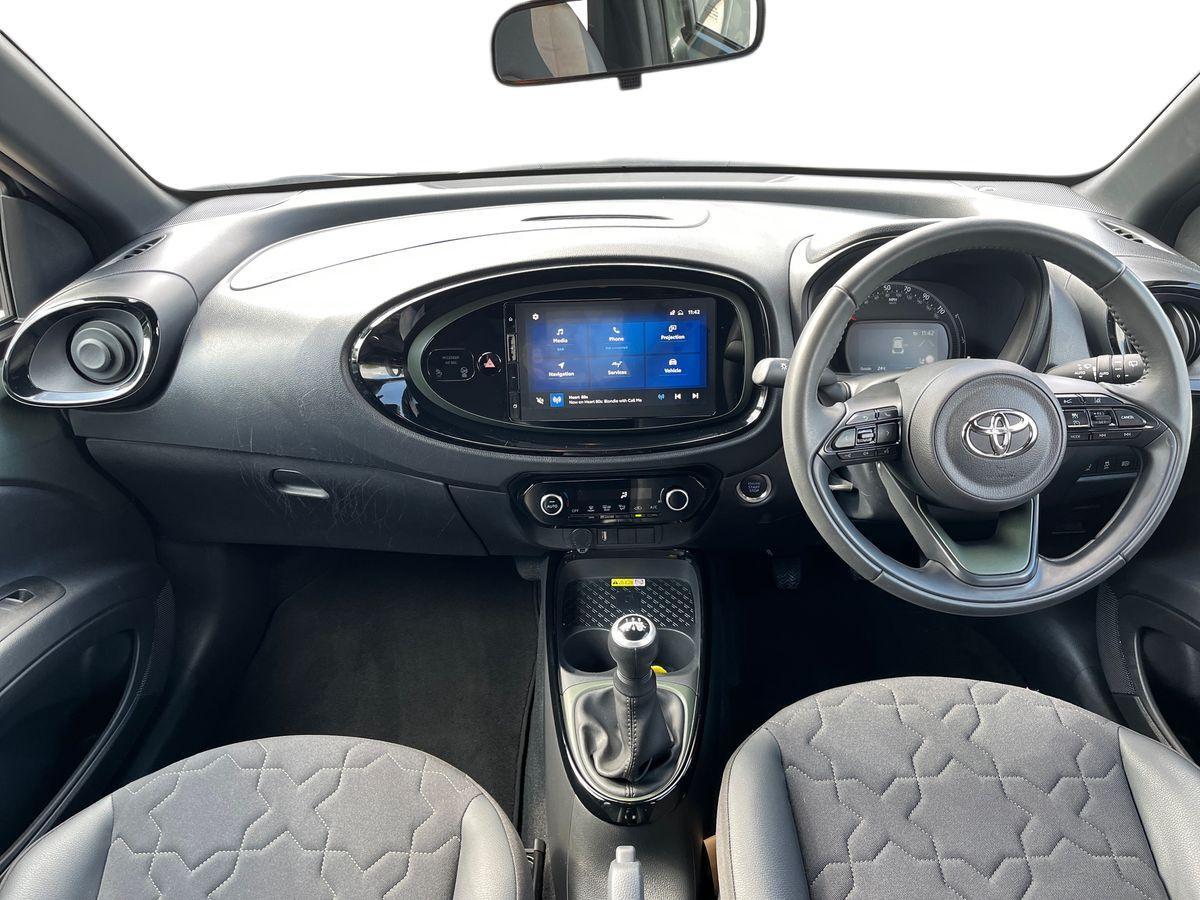 Toyota Aygo X Photo 9