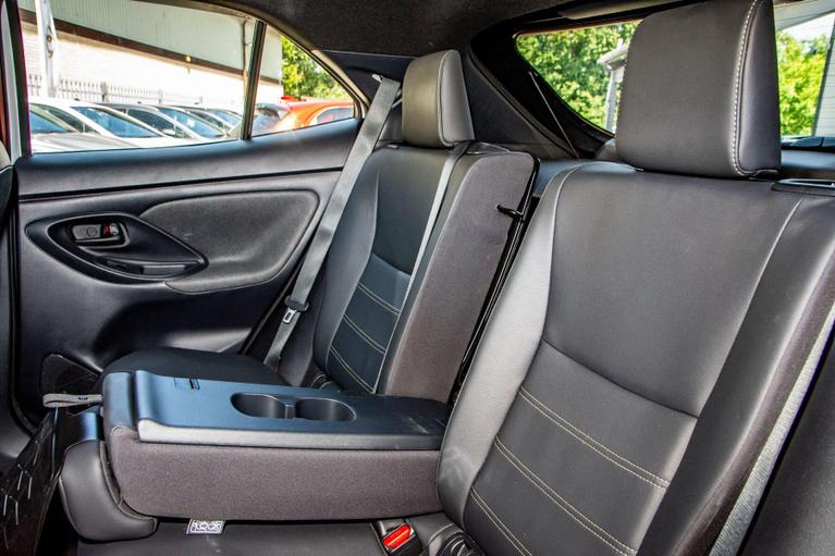 Used Toyota Yaris Cross WN22YUV 28