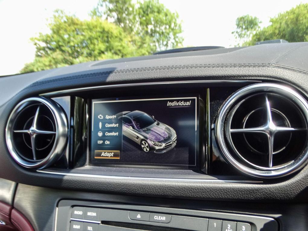 Used Mercedes-Benz SL YE17DFY 24
