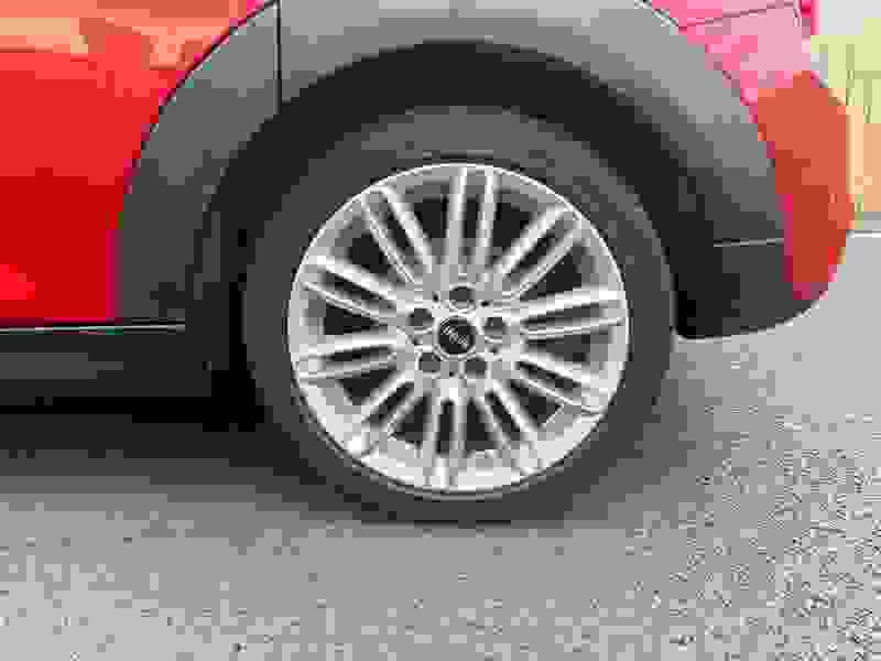 MINI Hatch Photo at-4ce6c158dbb348d48ae15d9677433571.jpg