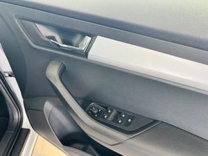Skoda Karoq Photo 31