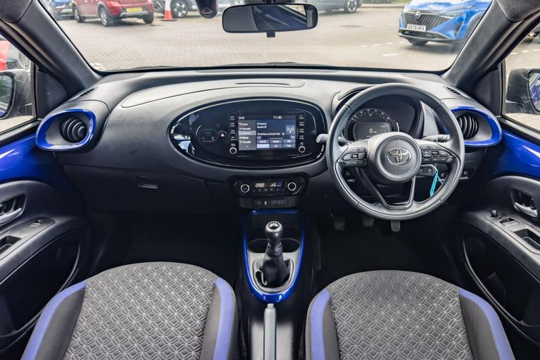 Used Toyota Aygo X EO73WWF 8