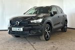 Volvo XC40 Photo 2