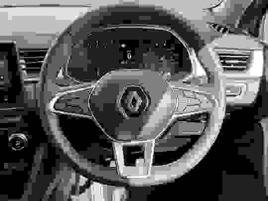 Renault Captur Photo at-4d5c16dae09a4e33b420aa4661b4e3a5.jpg