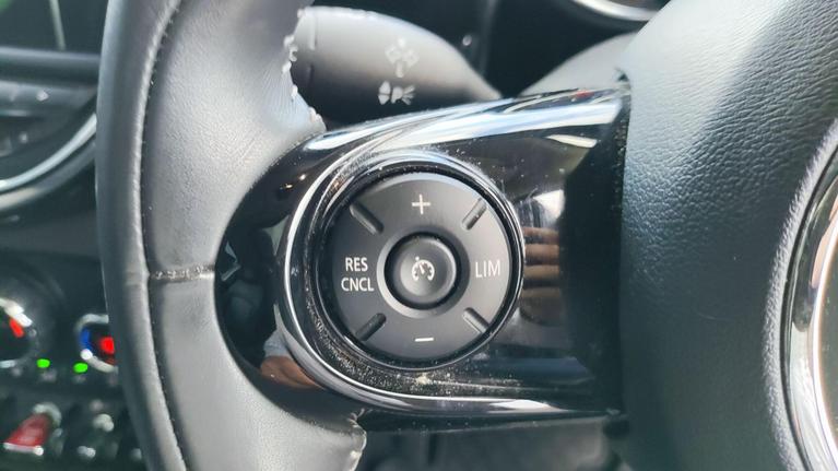 Used MINI Clubman WP68WPM 14