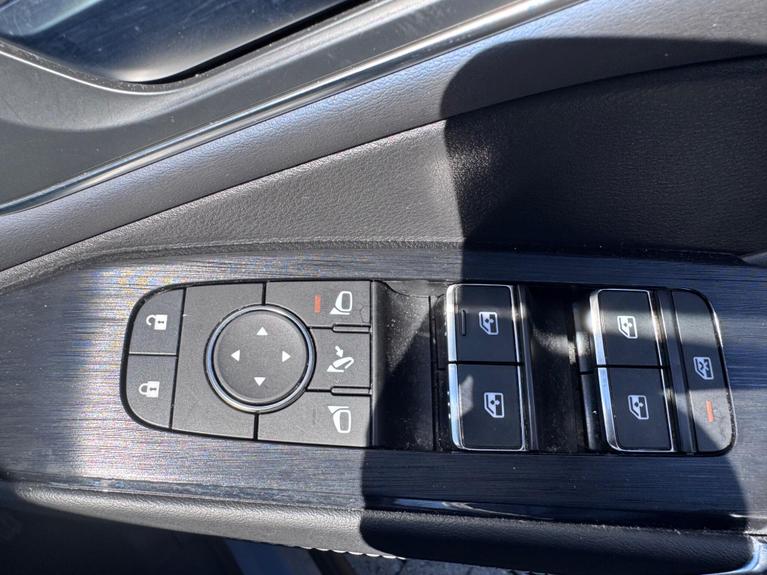 Used Nissan Qashqai WU72VFK 4
