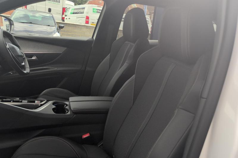 Used Peugeot 3008 NX25YSB 44