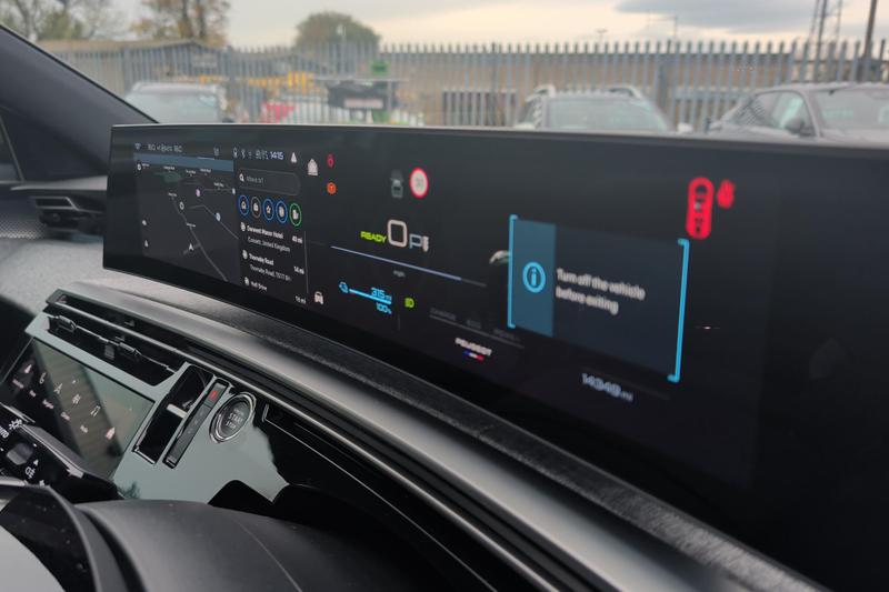 Used Peugeot E-3008 NV24VOB 27