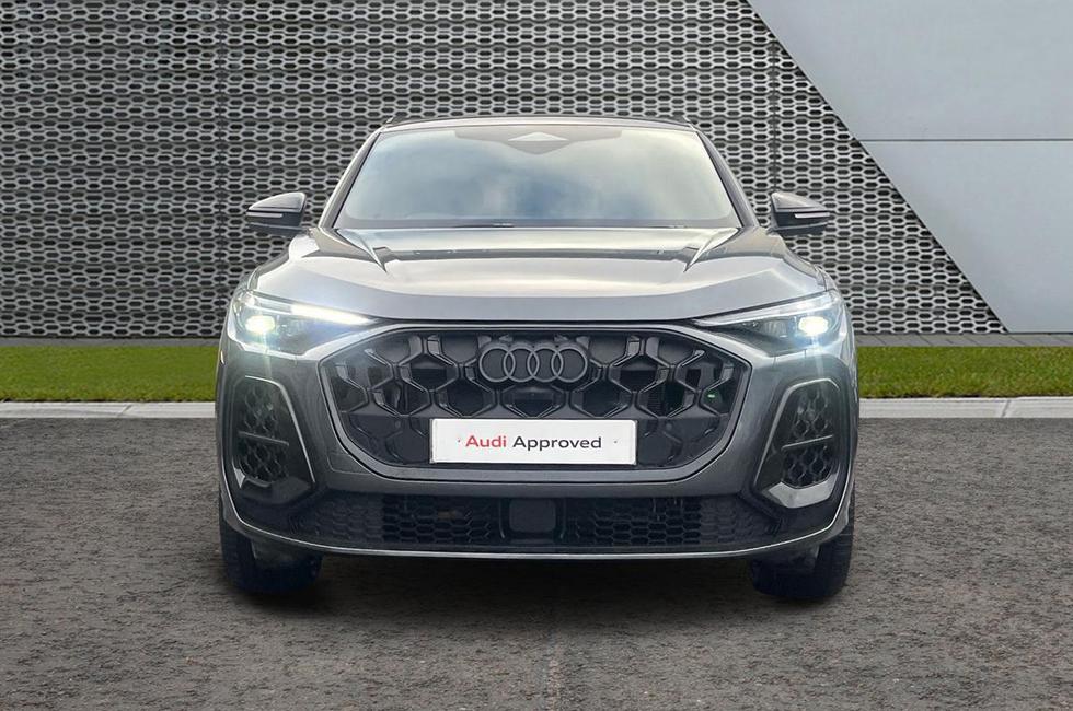 Audi Q5 Photo at-4d8fa37f67c14d9abfcaf81d26f7e141.jpg