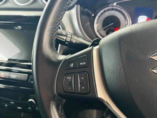 Suzuki Vitara Photo at-4da4eb6b168b4c0bb445a1fa32ba2eba.jpg