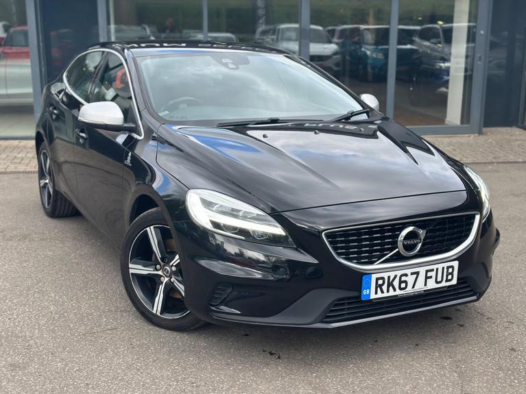 Used Volvo V40 RK67FUB 1