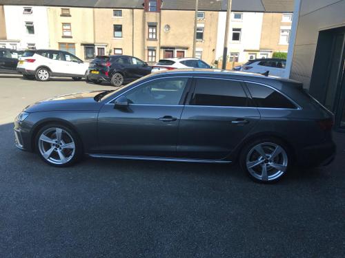 Audi A4 Avant Photo at-4df12c7599924c2f832f92bcf704e311.jpg