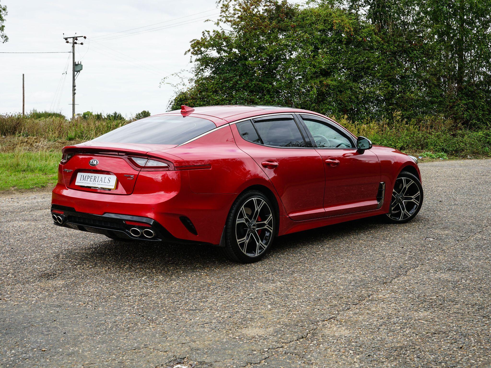 Kia Stinger 3.3 T-GDi V6 GT S Gran Turismo Auto Euro 6 (s/s) 5dr — photo 4