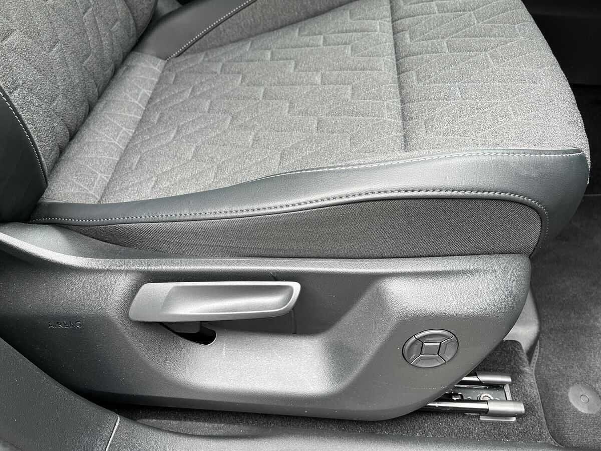 Volkswagen Tiguan Photo at-4dfe0b85376e49118d2a743b55e6f49a.jpg
