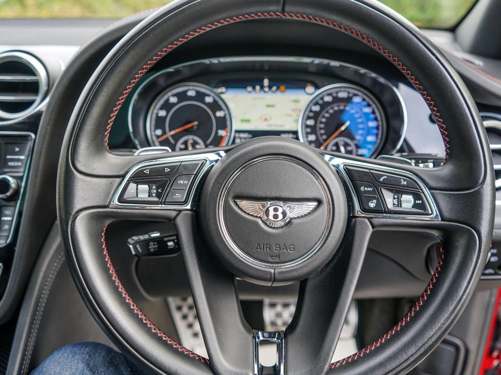 Used Bentley Bentayga B1TLY 7