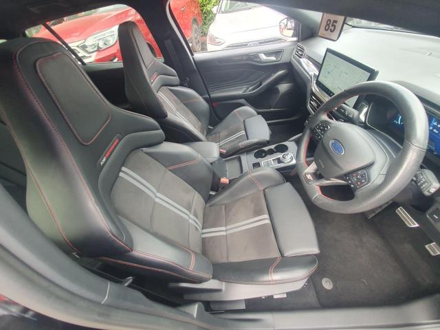 Used Ford Focus EK73BDU 23