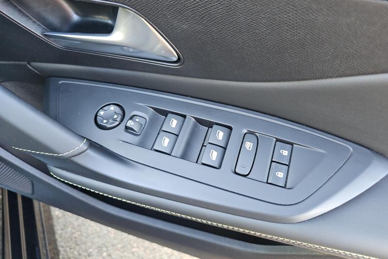 Used Peugeot 308 SW NX25VBB 27