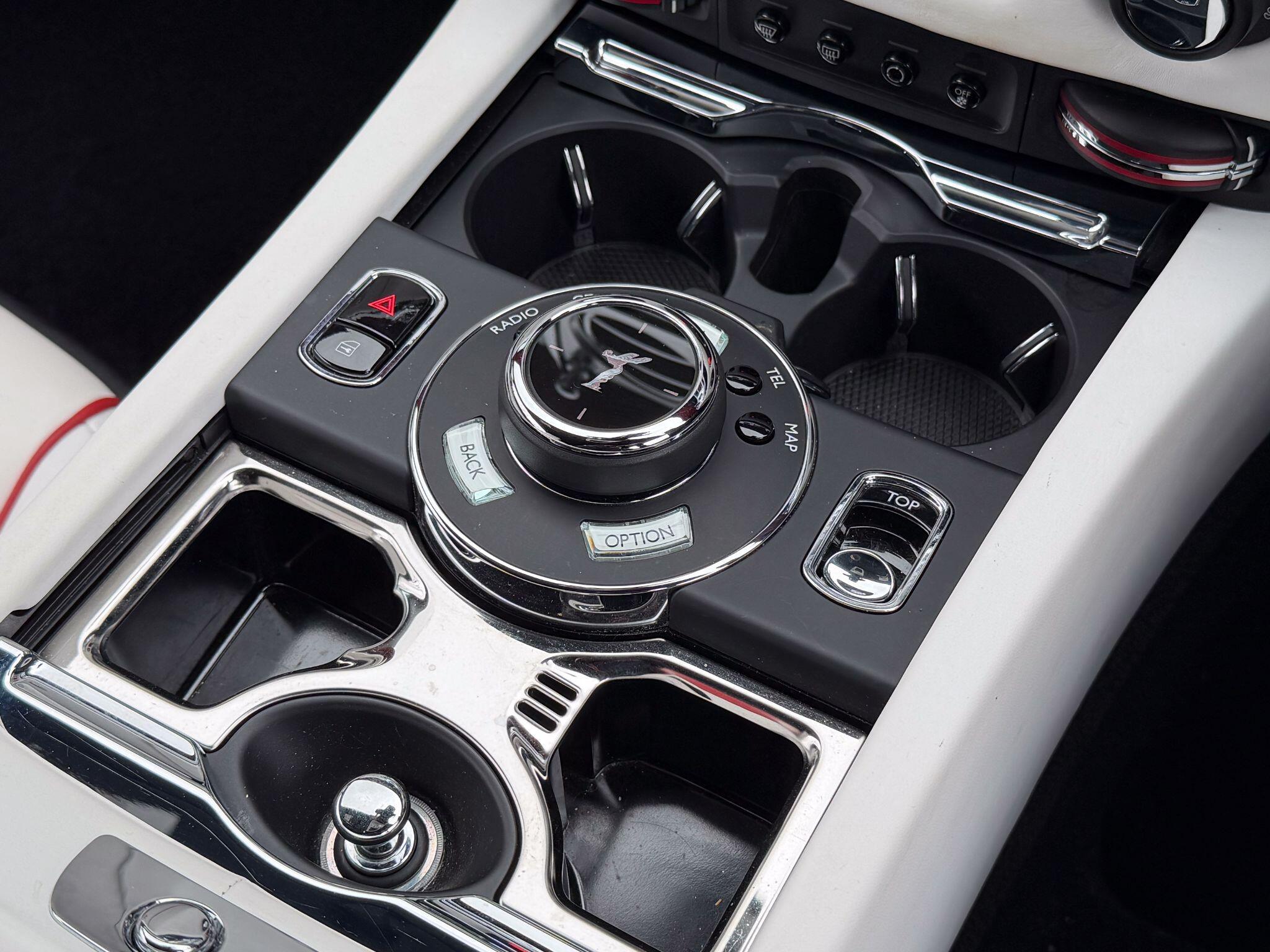 Rolls-Royce Dawn 6.6 V12 Convertible 2dr Petrol Auto Euro 6 (563 bhp) — photo 25