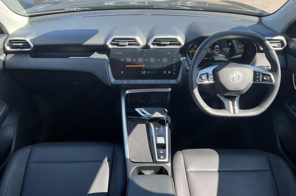 MG MG ZS Photo at-4e67f3021e5a42b99b1a60b72f86d185.jpg