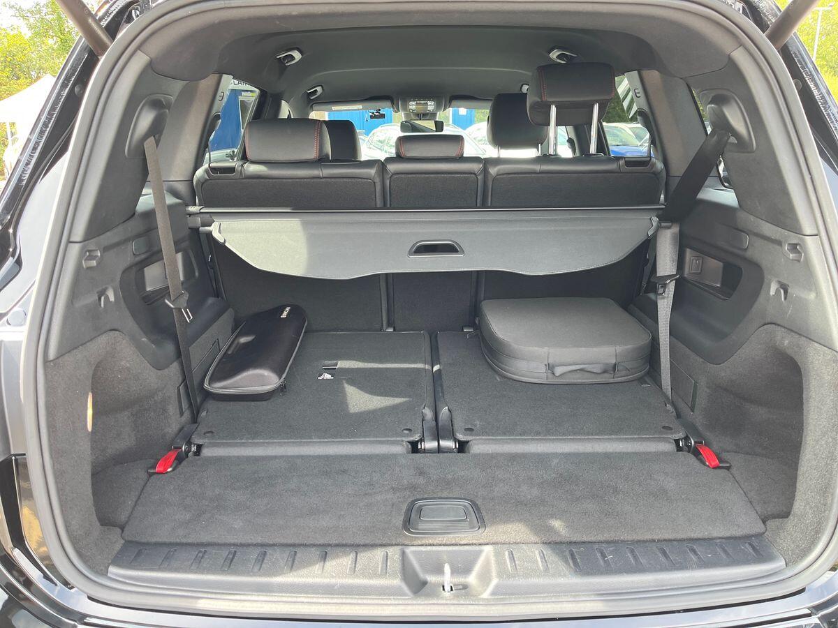 Mercedes-Benz EQB Photo 21