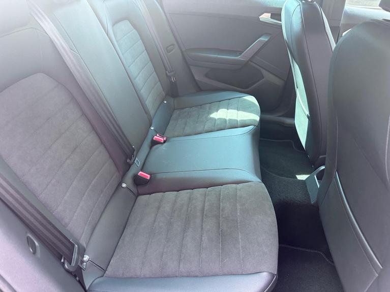 Used SEAT Arona WT72EEN 11