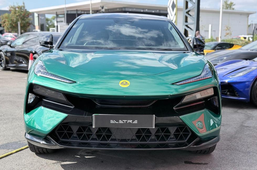 LOTUS Eletre Photo at-4eeab47461d541378e8bc1f625eeffa0.jpg