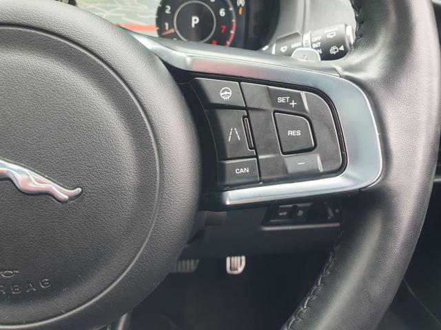 Used Jaguar F-PACE YA69ZDF 36