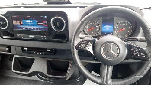 Mercedes-Benz Sprinter Photo at-4f53cce1b55a4aa1a63d9740da50c7b6.jpg