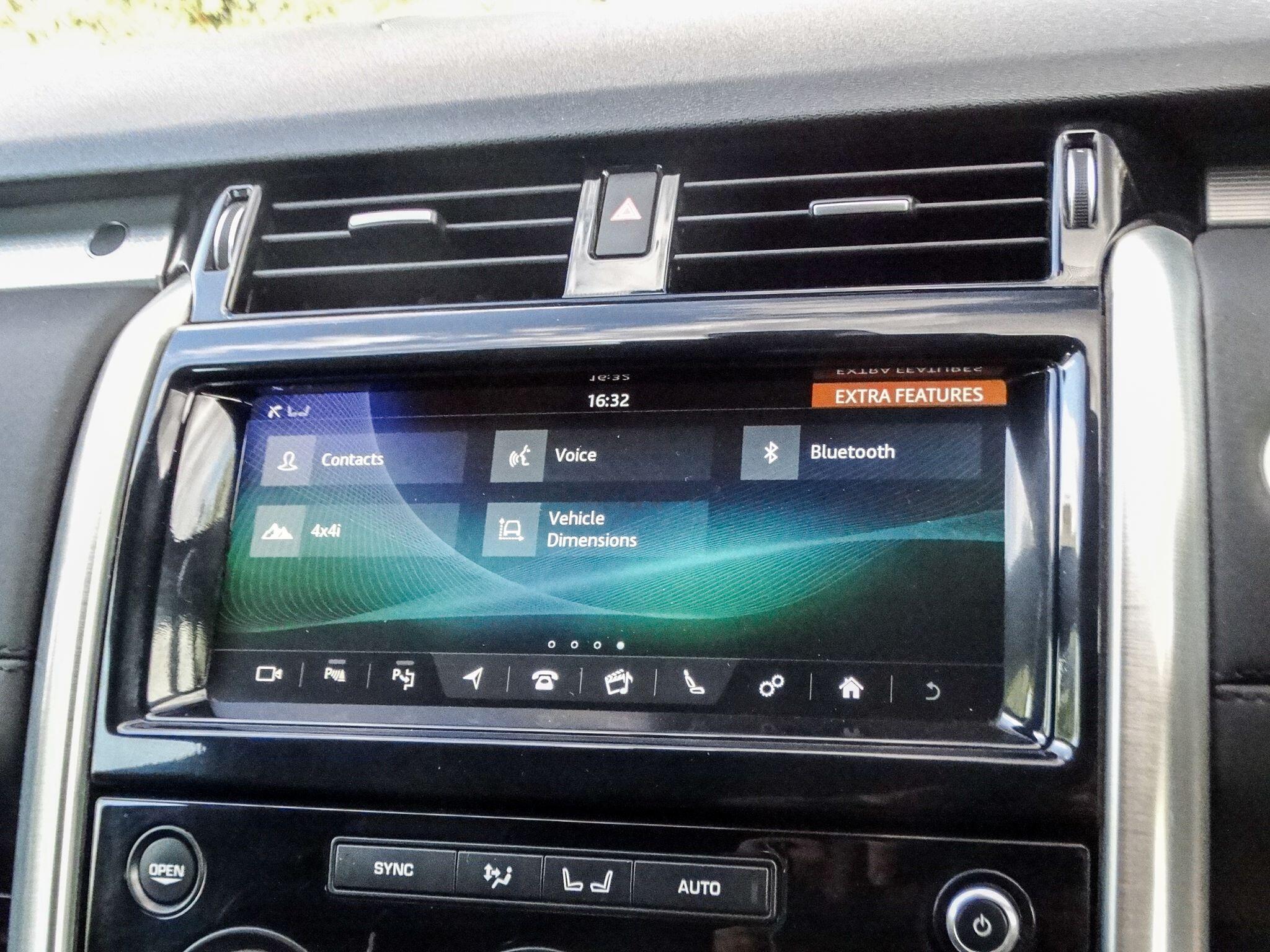 Land Rover Discovery 3.0 SD V6 HSE Auto 4WD Euro 6 (s/s) 5dr — photo 26