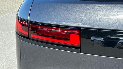 Land Rover Range Rover Sport Photo at-4f7965d0bce24cbe81ee2c9ab6b37bf4.jpg