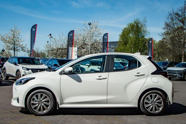 Used Toyota Yaris LS23OWV 18