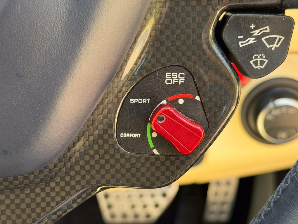 Used Ferrari California OW65KHJ 32