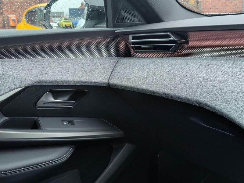 Used Peugeot 3008 202601038903014 16