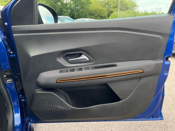 Dacia Sandero Stepway Photo at-4fd35e00f6864a849236d60b20403265.jpg