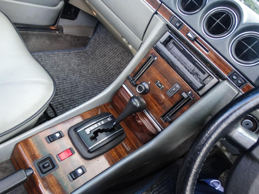 Used Mercedes-Benz 500 SL WCN897Y 9