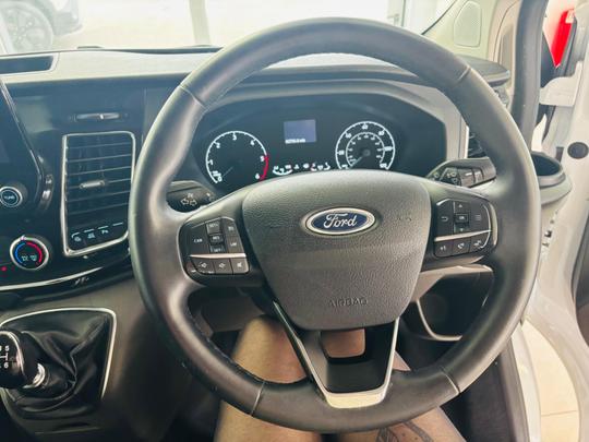 Ford Transit Custom Photo at-4fef4ebec3a0478b8efba9e5073e2bf7.jpg