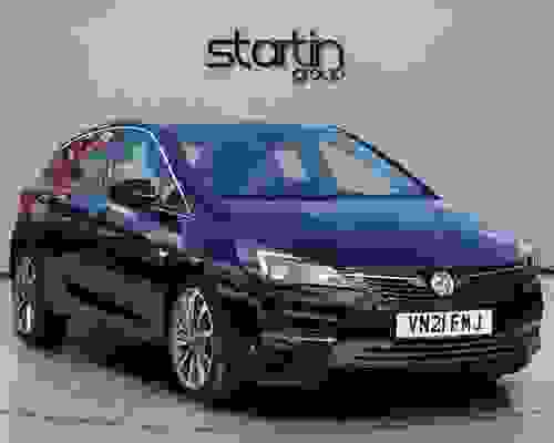 Vauxhall Astra 1.2 Turbo Griffin Edition Euro 6 (s/s) 5dr Black at Startin Group