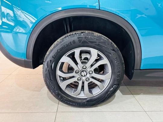 Suzuki Vitara Photo at-502f1ddc3a94447f9ee2bc547154b1aa.jpg