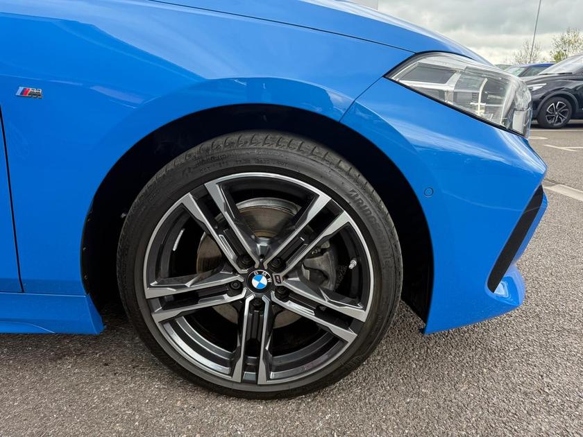 BMW 1 Series Photo at-5061acc8d19045e79c9b581f1cb29962.jpg