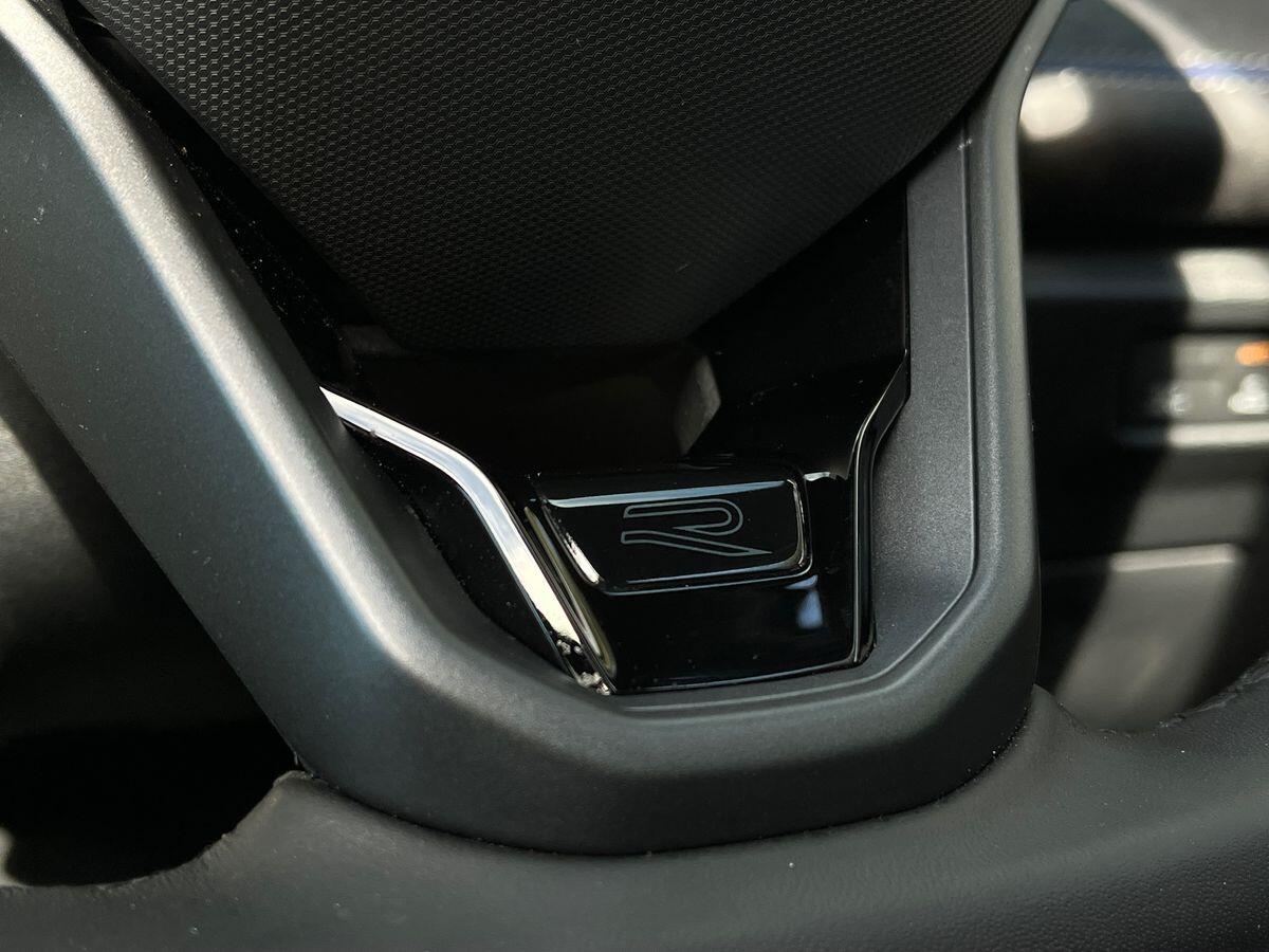 Volkswagen Tiguan Photo at-5064124a61a04098b7c39d0c50c0276c.jpg