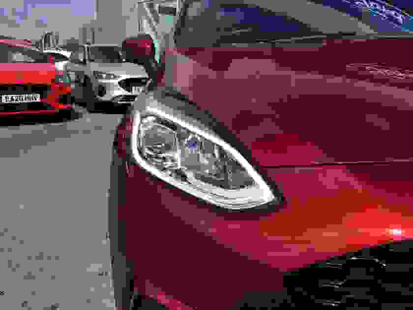 Ford Fiesta Photo at-50693e350a024dd383d0acd58db0a62b.jpg