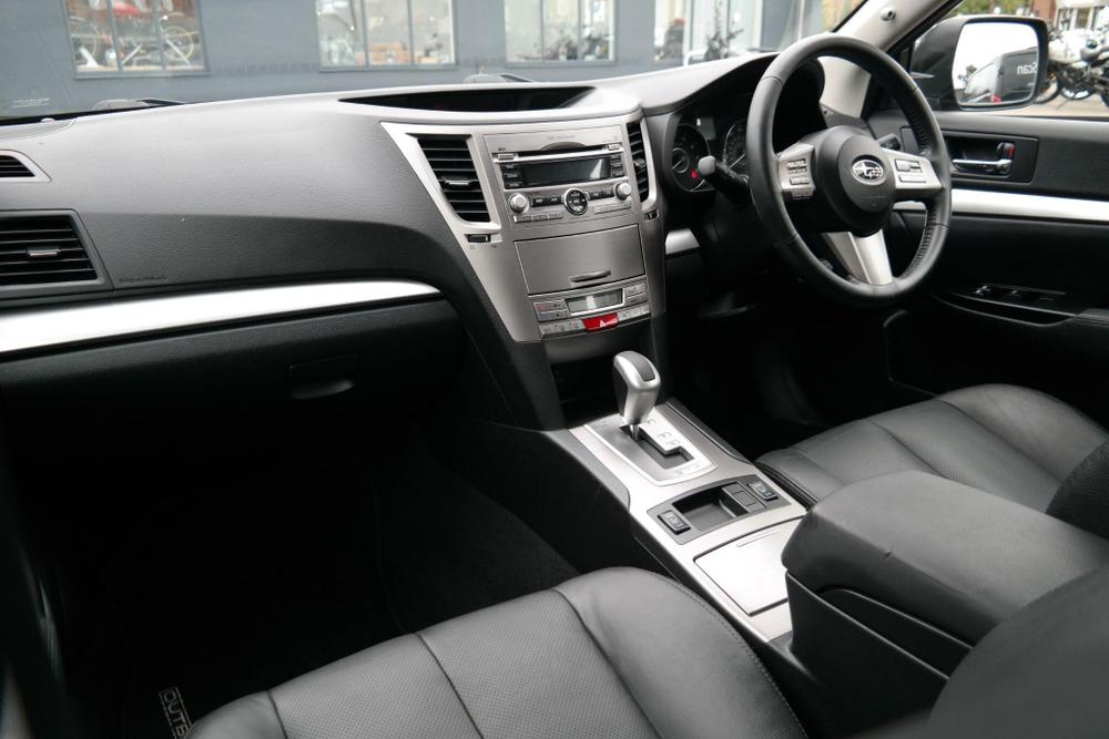 Subaru Outback Photo at-506f258e32a04d61b2974d755a0b34d3.jpg