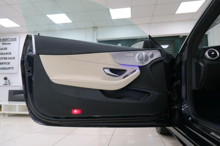 Used Mercedes-Benz C Class OY70ORT 15