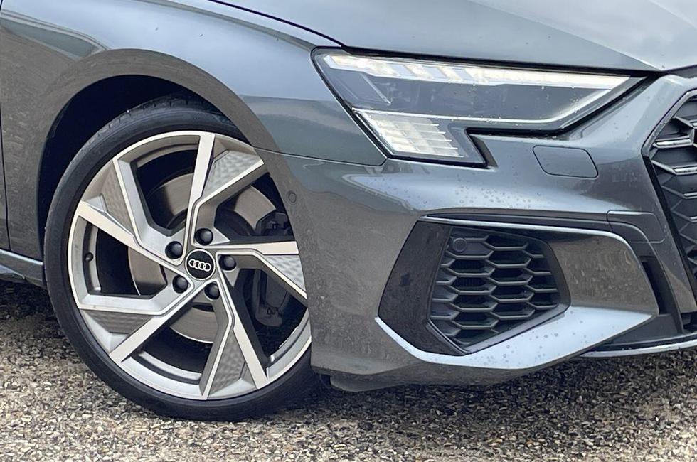 Audi S3 Sportback Photo at-507e9caaf0de4eb68046fb7c29968ecc.jpg
