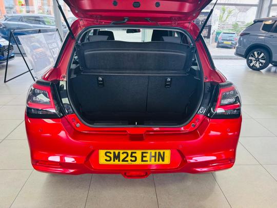 Suzuki Swift Photo at-508b205c3e29407da63da18af7e2f1a2.jpg