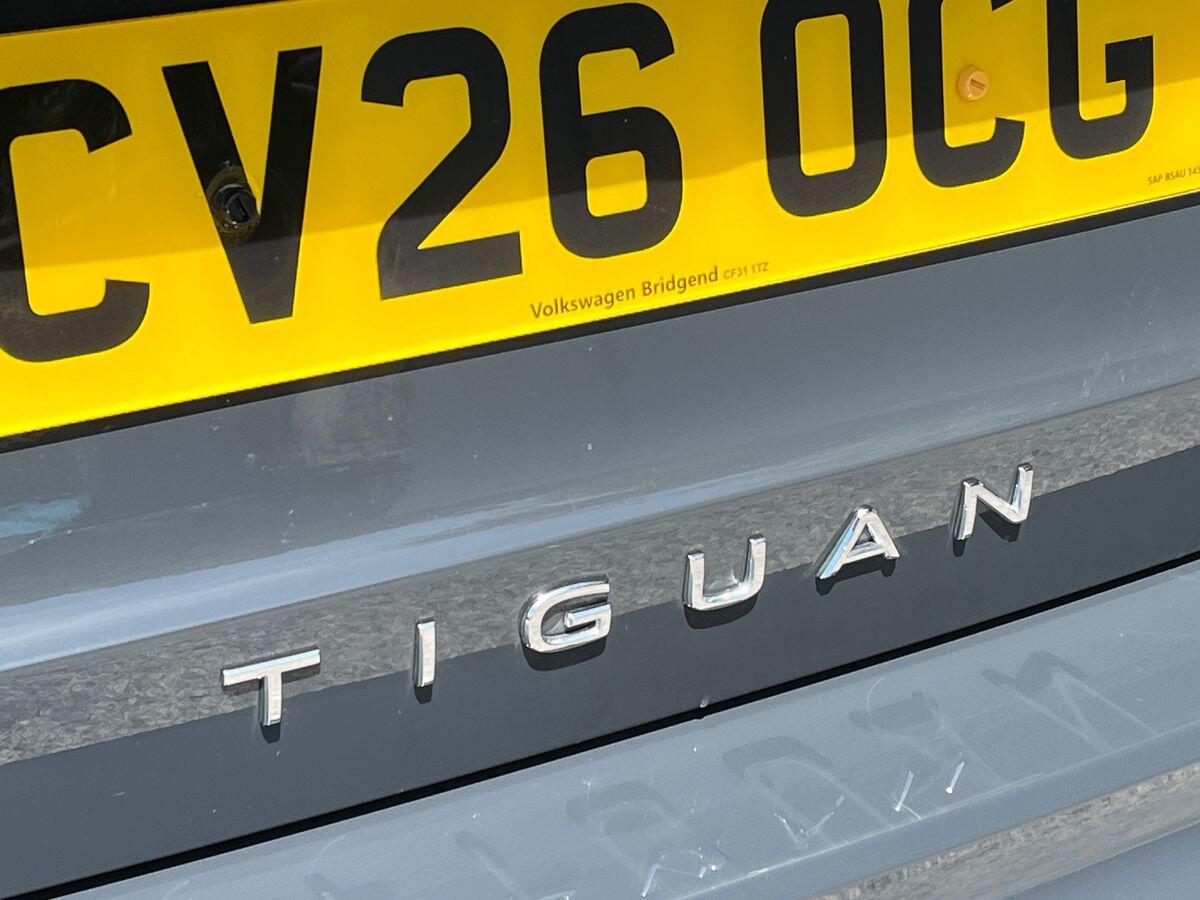 Volkswagen Tiguan Photo at-508dc13a8eb8482bb02077c34dd684e4.jpg