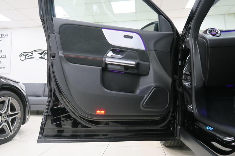 Used Mercedes-Benz EQA PK22YHX 13